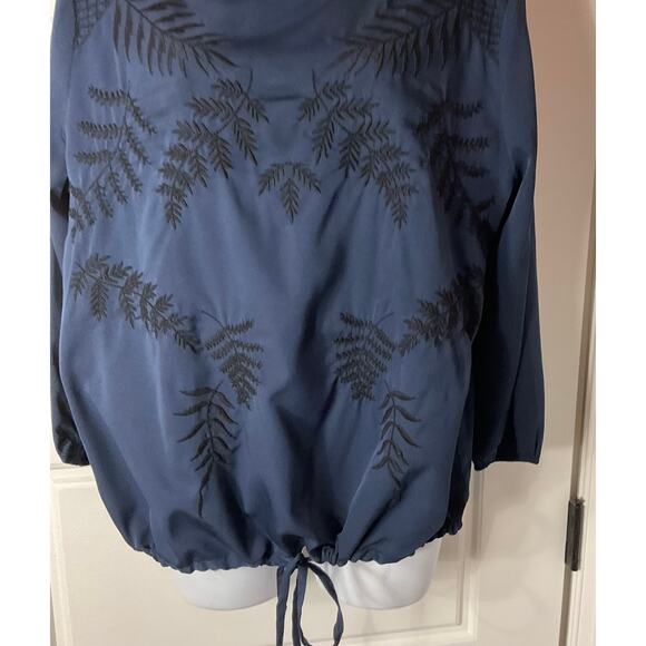 Bass Navy3/4 Sleeve Tie Hem Embtoidered Top L - Picture 3 of 6